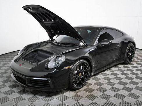 Certified 2024 Porsche 911 Carrera RWD image 31