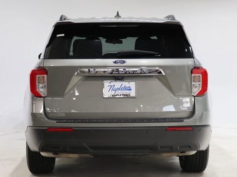 Used 2020 Ford Explorer XLT w/ Comfort Package AWD/4WD image 6