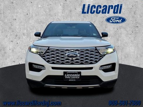 Certified 2022 Ford Explorer Platinum w/ Equipment Group 601A image 2