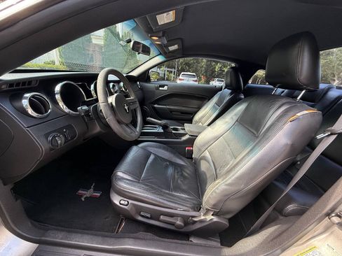 Used 2008 Ford Mustang Coupe RWD image 12