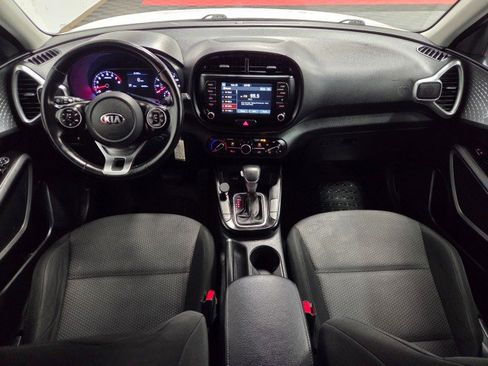 Used 2020 Kia Soul X-Line image 7