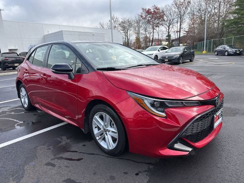 Used 2022 Toyota Corolla SE image 3