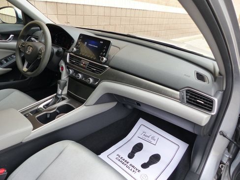 Used 2019 Honda Accord LX image 35