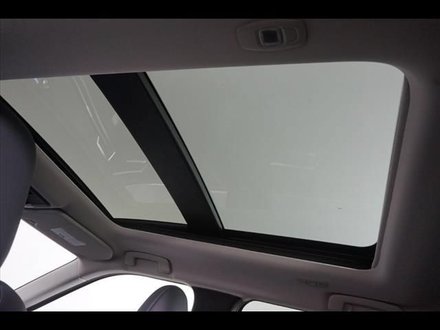 Used 2025 Mitsubishi Outlander SE AWD/4WD image 13