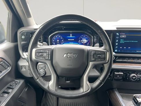 Used 2024 Chevrolet Silverado 1500 LT Trail Boss w/ Convenience Package II AWD/4WD image 14