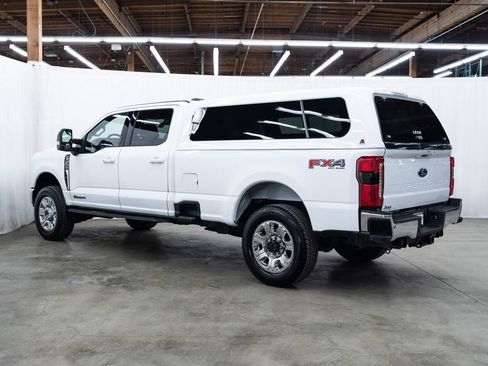 Used 2024 Ford F350 Lariat w/ FX4 Off-Road Package image 4
