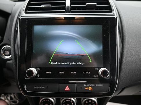 Used 2024 Mitsubishi Outlander Sport ES AWD/4WD image 18
