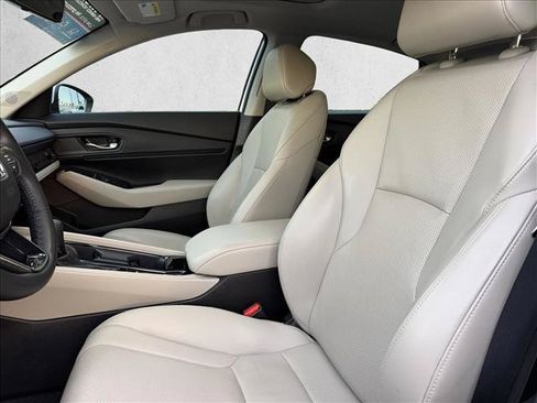 Used 2024 Honda Accord EX-L image 9