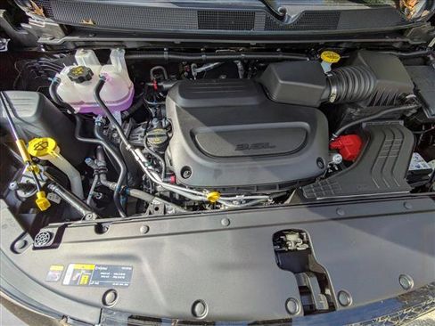 New 2026 Chrysler Pacifica Pinnacle image 19