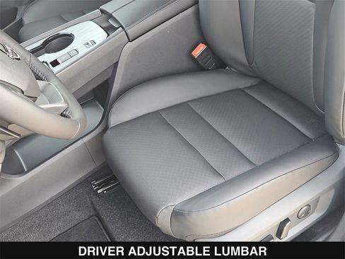 New 2026 Nissan Rogue SV image 16