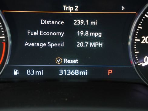 Certified 2021 Buick Envision Essence w/ Technology Package I AWD/4WD image 8