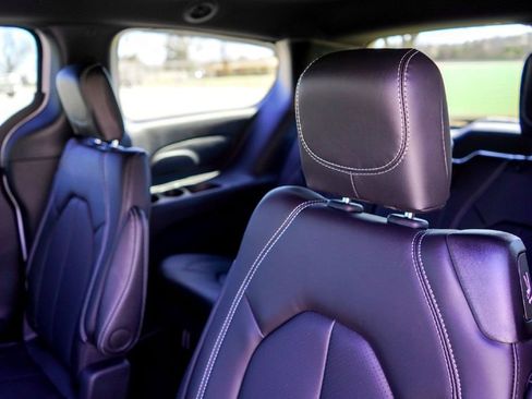 New 2026 Chrysler Voyager LX image 23