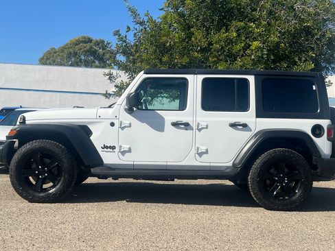Used 2021 Jeep Wrangler Unlimited Sport image 7
