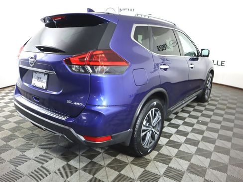 Certified 2018 Nissan Rogue SL w/ Premium Package image 7