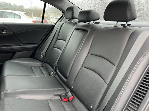 Used 2014 Honda Accord Touring image 34