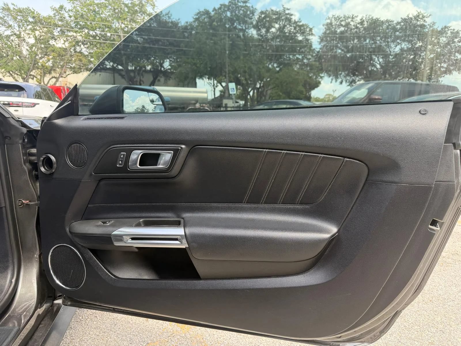 Used 2018 Ford Mustang Premium w/ Black Accent Package RWD image 21