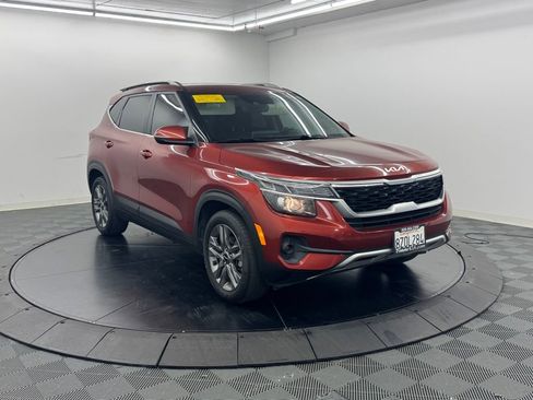 Used 2022 Kia Seltos S FWD image 4