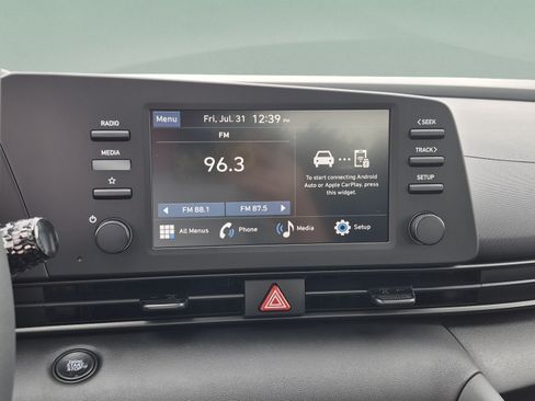 New 2026 Hyundai Elantra SEL Sport FWD image 24