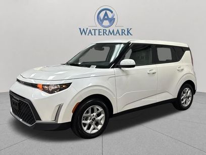 Used 2025 Kia Soul LX w/ LX Technology Package