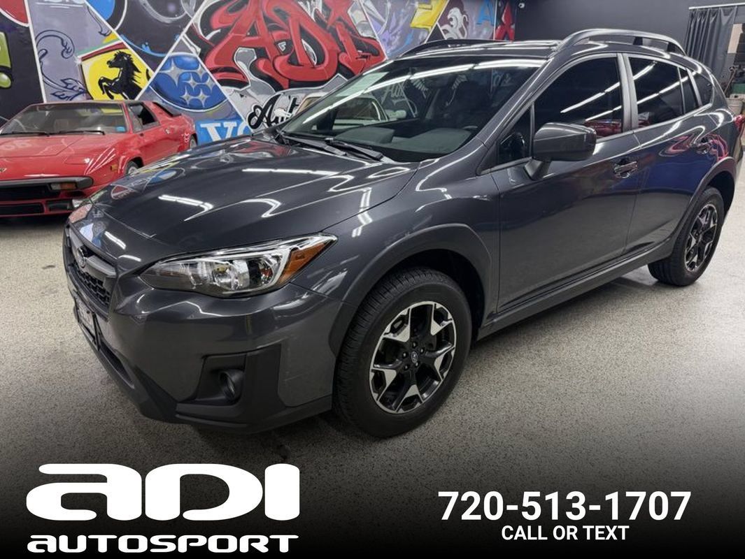 Used 2020 Subaru Crosstrek 2.0i Premium w/ Moonroof Package 1 AWD/4WD image 1