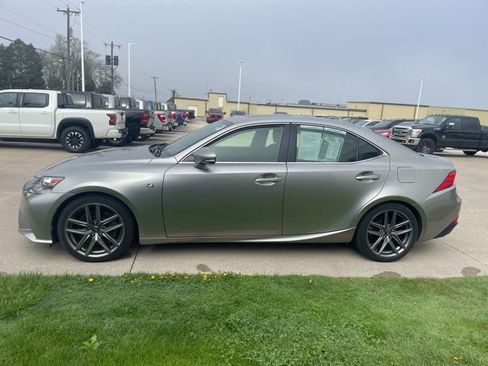 Used 2016 Lexus IS 300 AWD w/ F Sport Package image 10