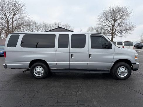 Used 2013 Ford E-350 and Econoline 350 Extended Super Duty w/ PWR Group image 5