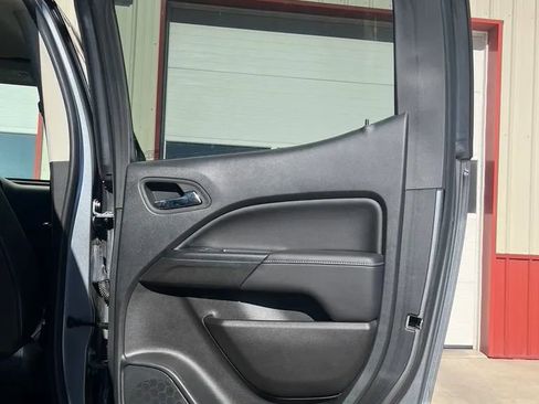 Used 2022 GMC Canyon Elevation w/ Elevation Premium Package image 13