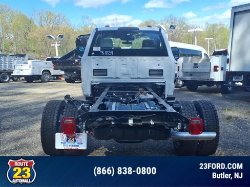 New 2026 Ford F550 4x4 Regular Cab Super Duty image 5