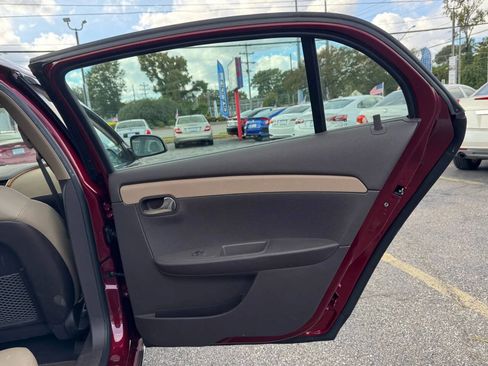 Used 2010 Chevrolet Malibu LT w/ Interface Package image 18