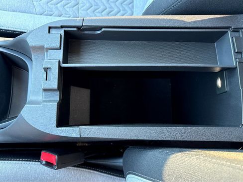 Used 2022 Chevrolet Equinox LT image 12