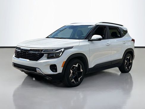 Used 2025 Kia Seltos S FWD image 2