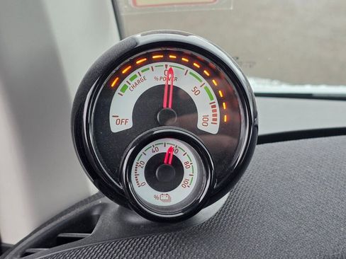 Used 2018 smart fortwo electric drive image 14