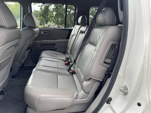 Used 2011 Honda Pilot Touring image 30