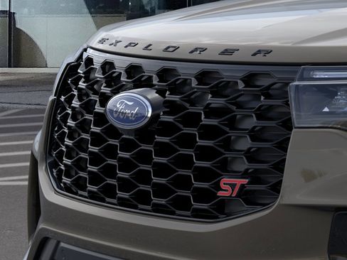 New 2026 Ford Explorer ST RWD image 17