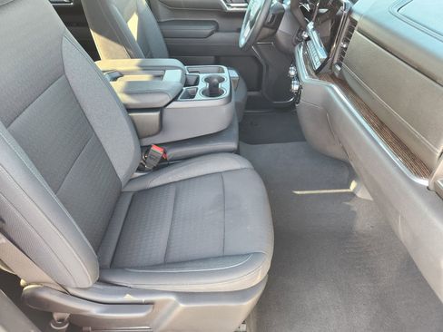 Certified 2024 GMC Sierra 1500 Elevation image 17