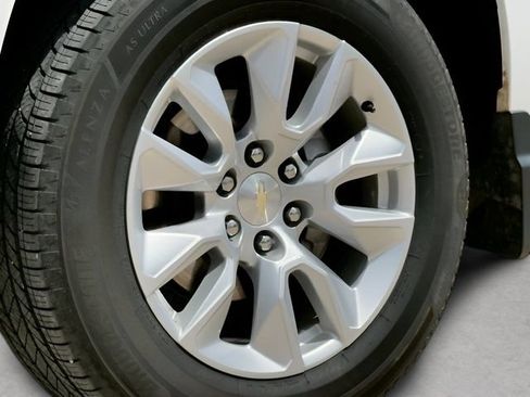 Used 2023 Chevrolet Silverado 1500 Custom RWD image 12