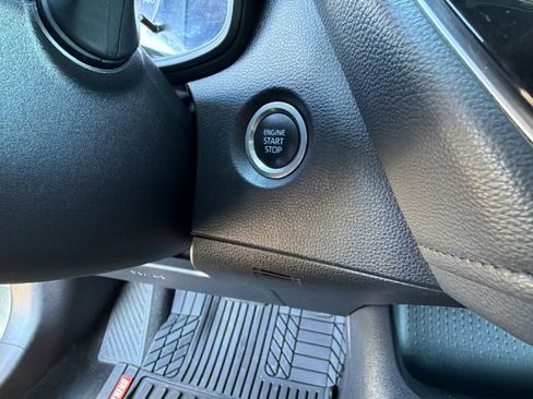 Used 2021 Toyota Corolla SE w/ SE Premium Package image 17