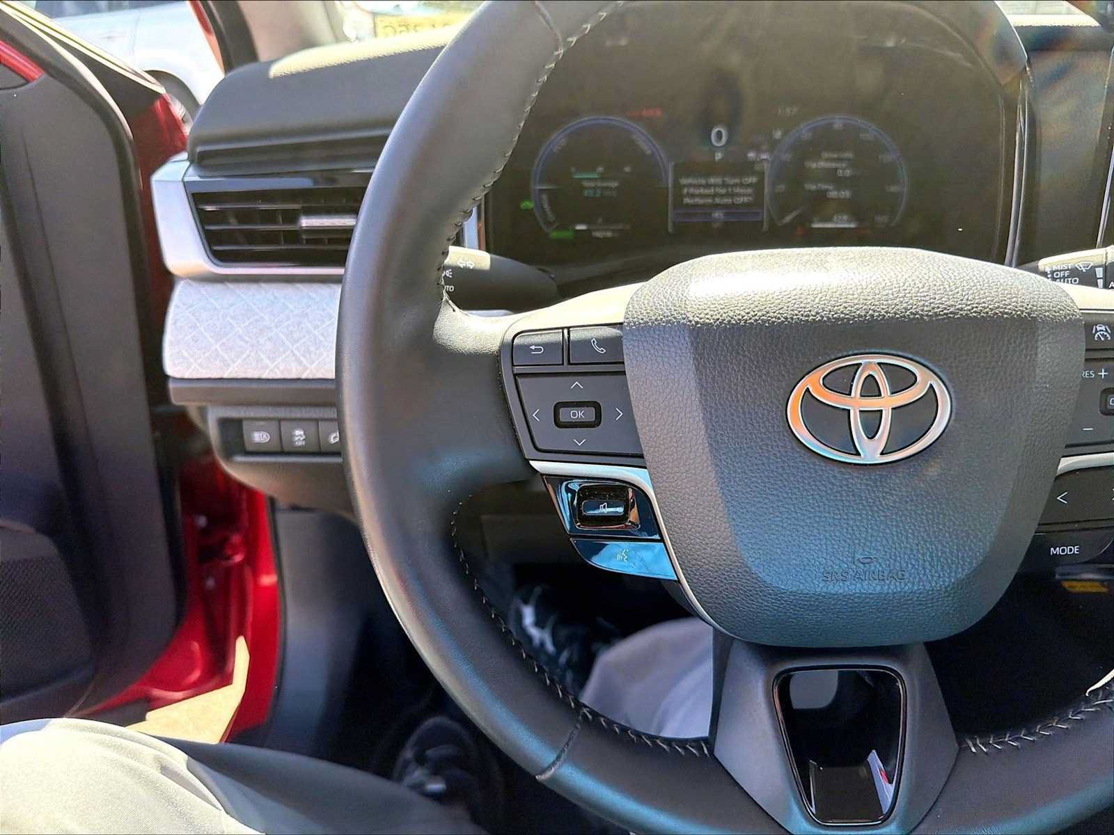 Used 2025 Toyota Camry XLE w/ Premium Package FWD image 19