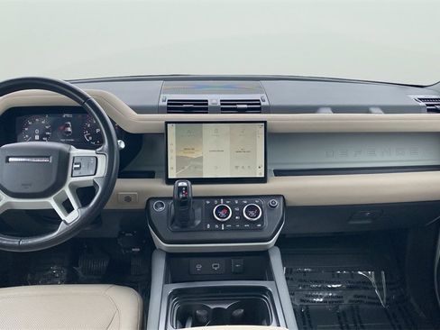 Used 2022 Land Rover Defender 110 S image 9
