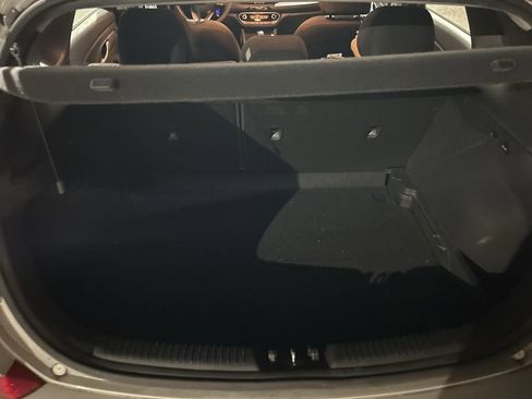 Used 2018 Hyundai Elantra GT image 13