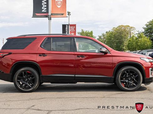 Used 2022 Chevrolet Traverse Premier w/ Redline Edition AWD/4WD image 23