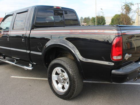 Used 2004 Ford F250 XL image 16
