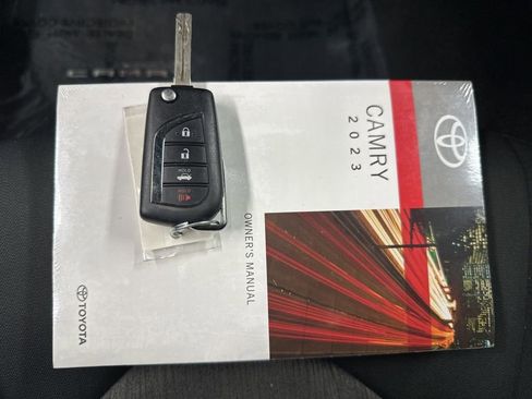 Used 2023 Toyota Camry LE image 38