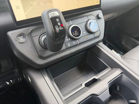 New 2026 Land Rover Defender 110 Trophy Edition AWD/4WD image 24