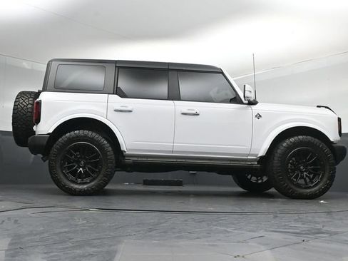 Used 2023 Ford Bronco Outer Banks image 40