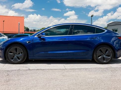 Used 2020 Tesla Model 3 Standard Range Plus RWD image 4