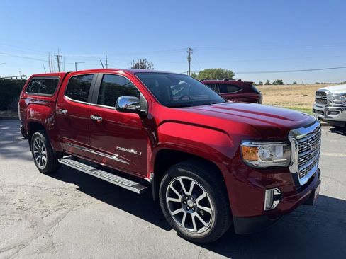 Used 2022 GMC Canyon Denali AWD/4WD image 3