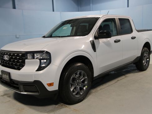 New 2026 Ford Maverick XLT w/ XLT Luxury Package image 17