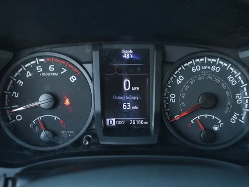 Used 2022 Toyota Tacoma SR image 24