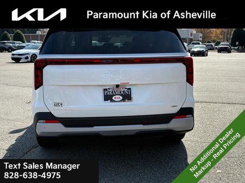 New 2026 Kia Carnival EX FWD image 5